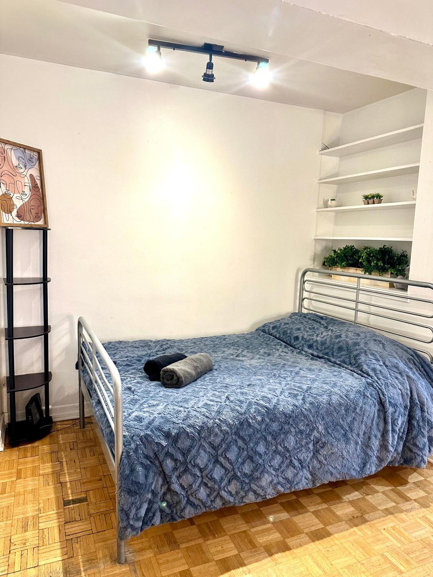 モントリオールAffordable Cuttie 4 Persons 2 Beds In Downtownアパートメント エクステリア 写真